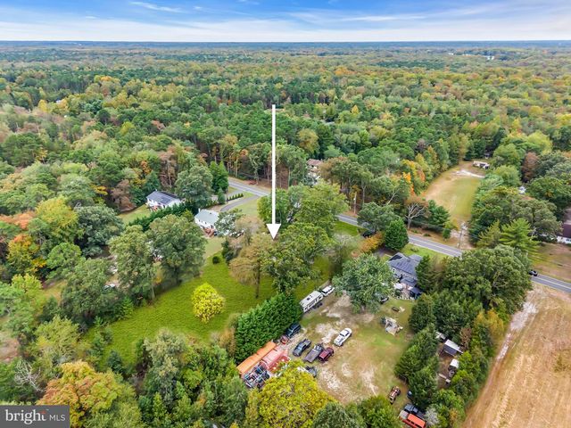 408 NEW RD, Southampton, NJ 08088