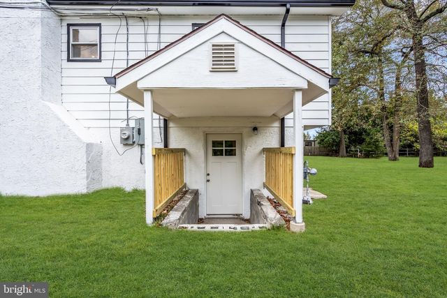 408 NEW RD, Southampton, NJ 08088