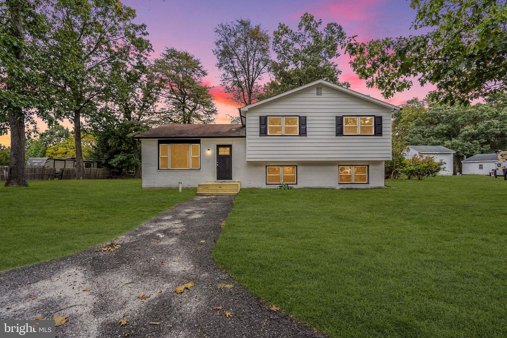408 NEW RD, SOUTHAMPTON, NJ 08088 — exterior
