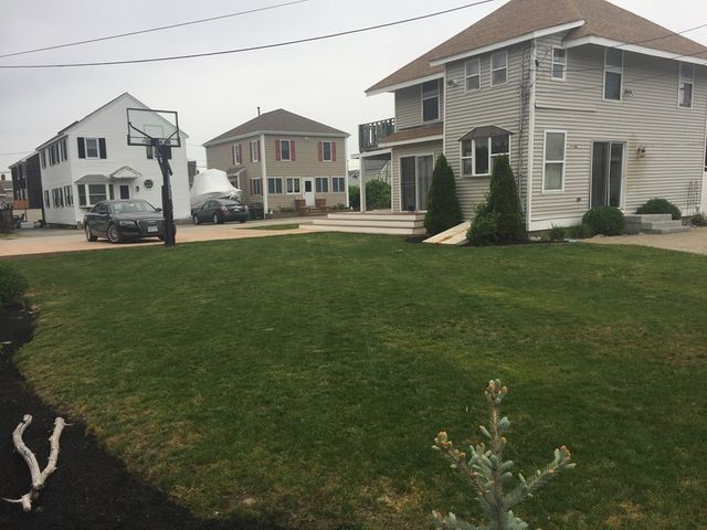 27 12th Rd, Marshfield, MA 02050