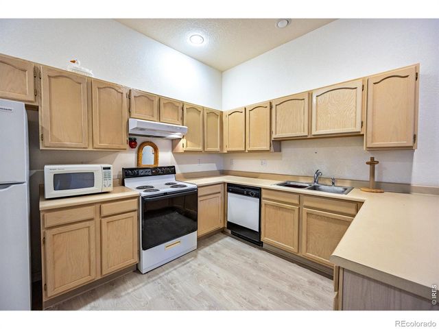 4500 Seneca Street 13, Fort Collins, CO 80526