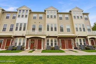4 Kyle Drive, Tinton Falls, NJ 07712