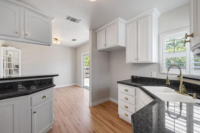 918 S Lee Ave, Lodi, CA 95240