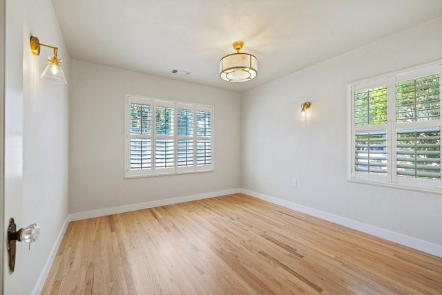 918 S Lee Ave, Lodi, CA 95240