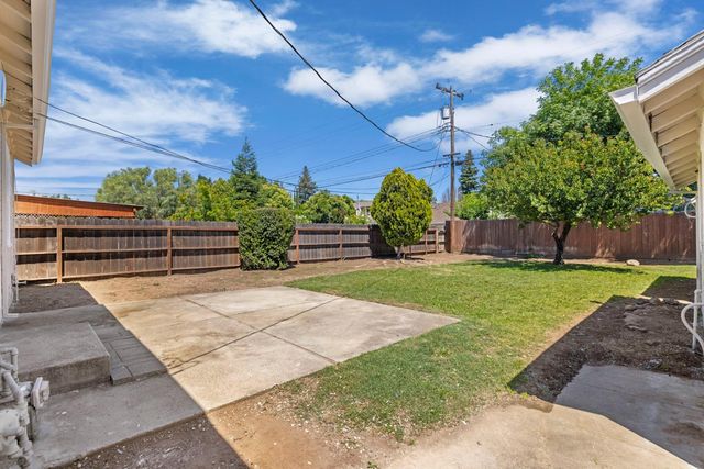 918 S Lee Ave, Lodi, CA 95240