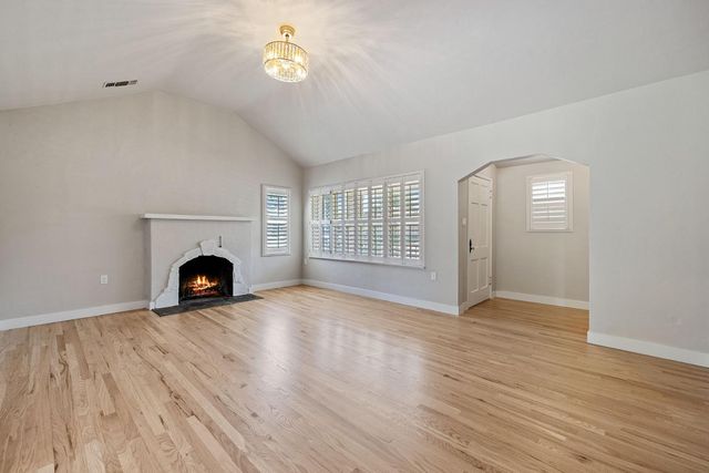 918 S Lee Ave, Lodi, CA 95240