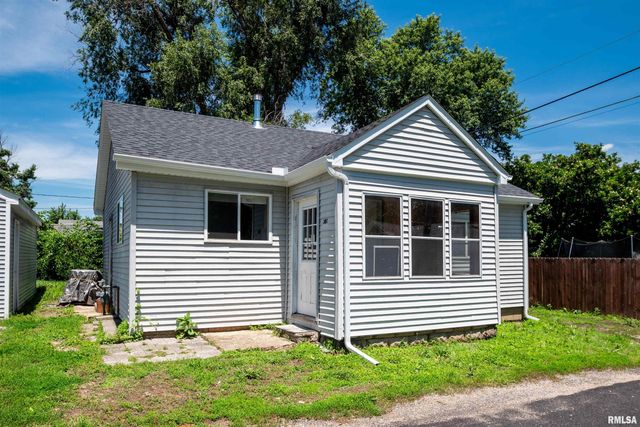 307 MIDLAND Street, Pekin, IL 61554