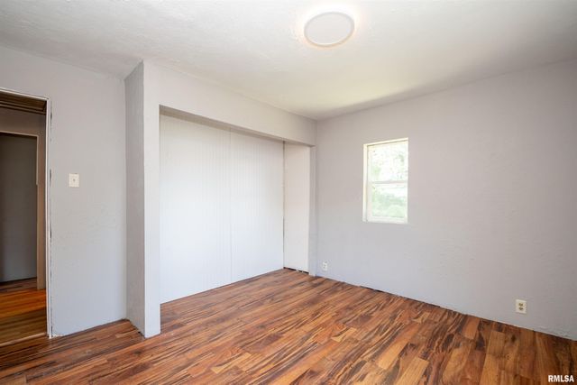 307 MIDLAND Street, Pekin, IL 61554