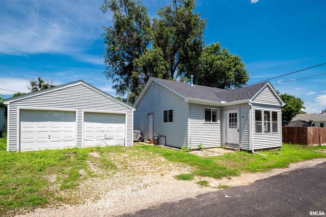 307 MIDLAND Street, Pekin, IL 61554