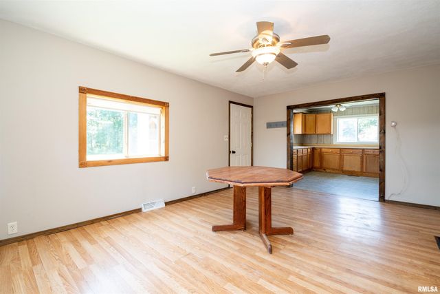 307 MIDLAND Street, Pekin, IL 61554