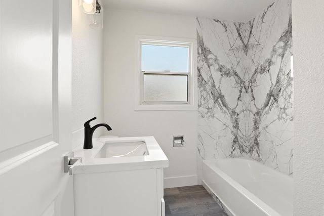 525 Eureka Ave, Lodi, CA 95240