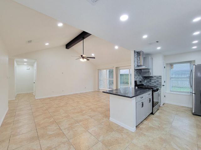 10010 Sagecanyon Drive, Houston, TX 77089