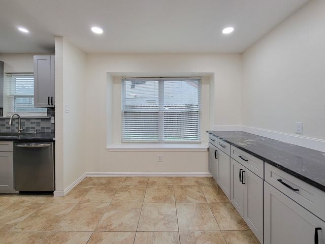 10010 Sagecanyon Drive, Houston, TX 77089