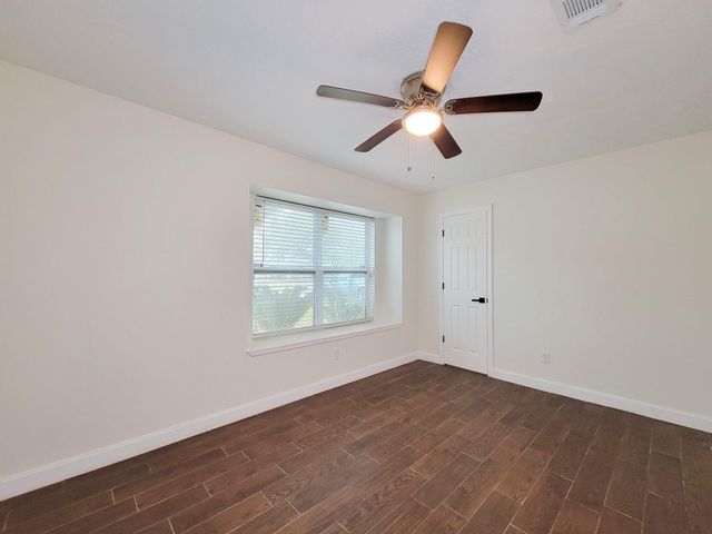 10010 Sagecanyon Drive, Houston, TX 77089