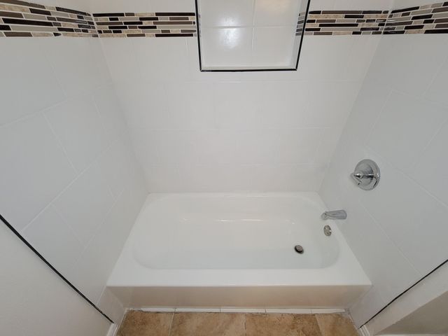 10010 Sagecanyon Drive, Houston, TX 77089