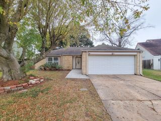 10010 Sagecanyon Drive, Houston, TX 77089