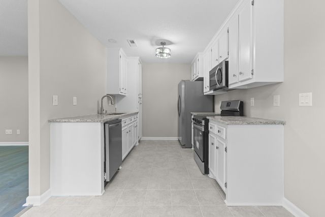 2220 Hillside Street, Orangeburg, SC 29118