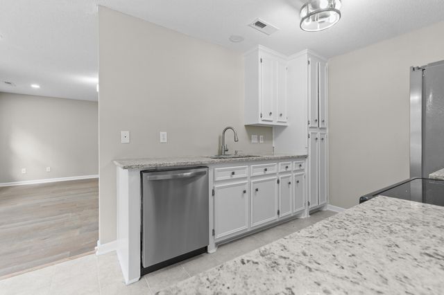 2220 Hillside Street, Orangeburg, SC 29118