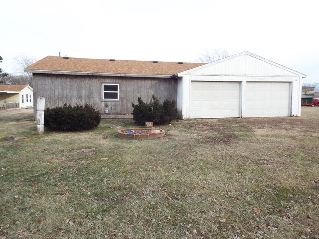 1731 Farmland Road, Marshfield, MO 65706