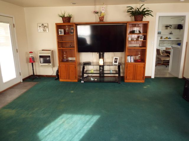 1731 Farmland Road, Marshfield, MO 65706
