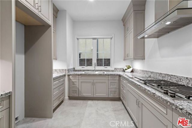 119 Lanzon, Irvine, CA 92602