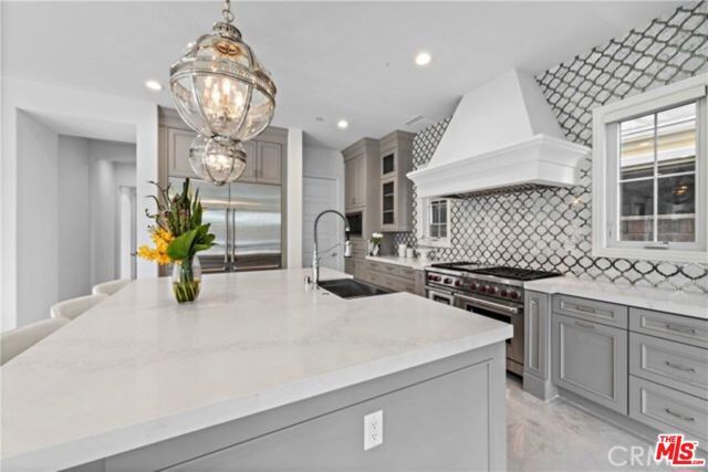 119 Lanzon, Irvine, CA 92602