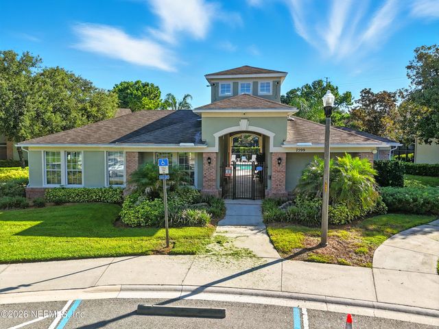 7522 RED CRANE Lane, Jacksonville, FL 32256