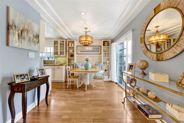 3374 Floyd, Los Angeles, CA 90068