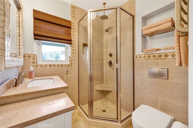 3374 Floyd, Los Angeles, CA 90068