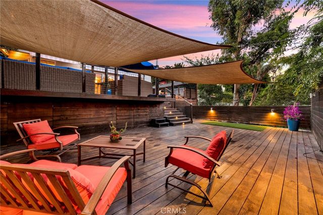 3374 Floyd, Los Angeles, CA 90068