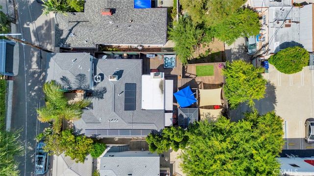 3374 Floyd, Los Angeles, CA 90068