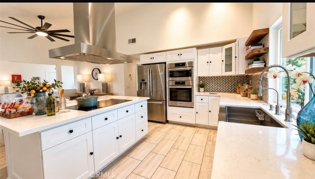 8861 La Zana Court, Fountain Valley, CA 92708