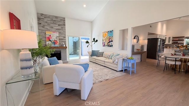 8861 La Zana Court, Fountain Valley, CA 92708