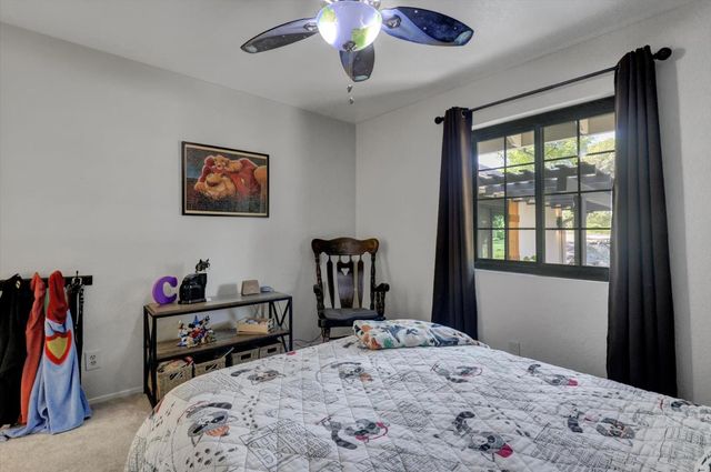 17742 Silver Pine Dr, Penn Valley, CA 95946