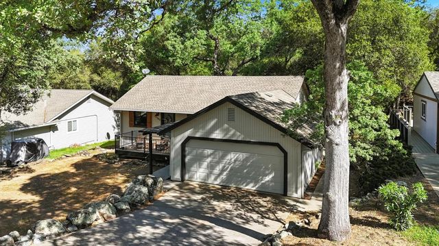 17742 Silver Pine Dr, Penn Valley, CA 95946