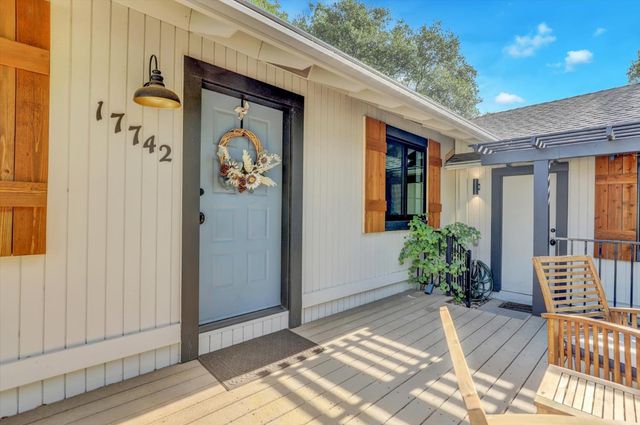 17742 Silver Pine Dr, Penn Valley, CA 95946