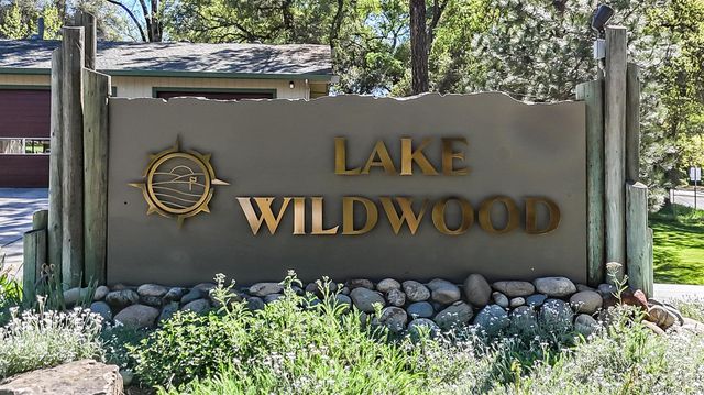 17742 Silver Pine Dr, Penn Valley, CA 95946