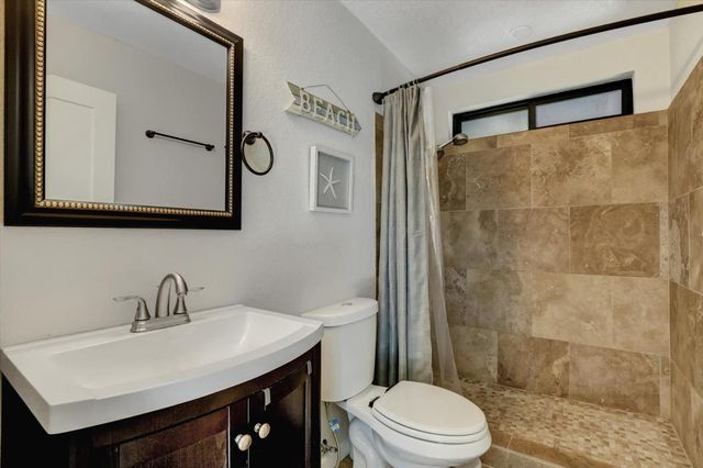 17742 Silver Pine Dr, Penn Valley, CA 95946