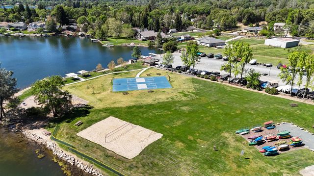 17742 Silver Pine Dr, Penn Valley, CA 95946