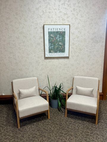 200 S Main Street 5, Naperville, IL 60540