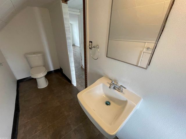 10411 Sterritt Street, Detroit, MI 48213