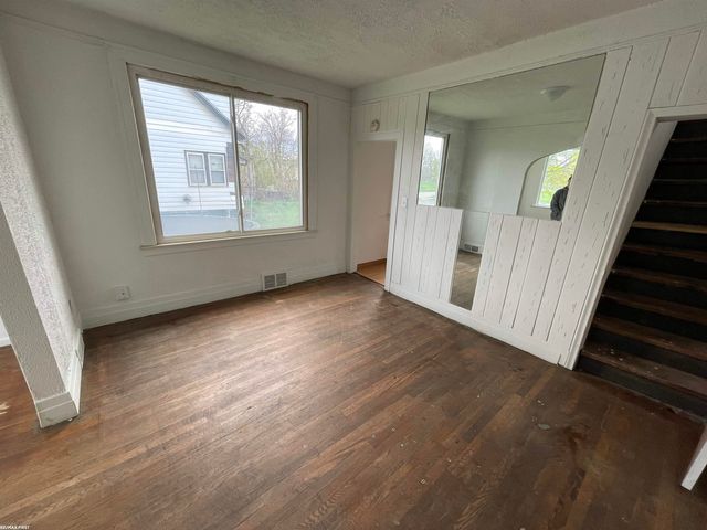 10411 Sterritt Street, Detroit, MI 48213