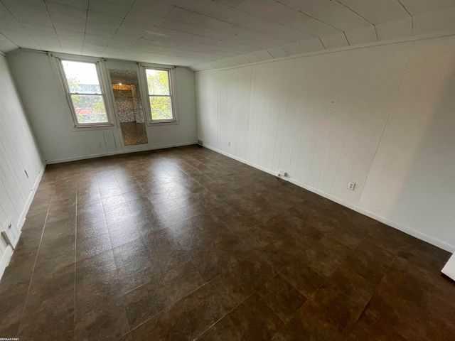 10411 Sterritt Street, Detroit, MI 48213