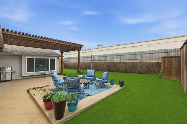 668 Park Lane, Highland Village, TX 75077