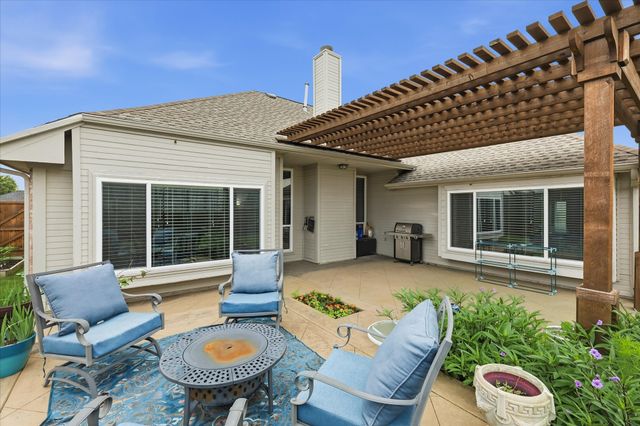 668 Park Lane, Highland Village, TX 75077