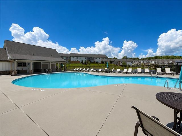 3845 Billabong Trail 111, Gainesville, GA 30506