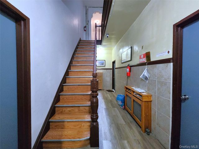 654 Seneca Avenue, Ridgewood, NY 11385