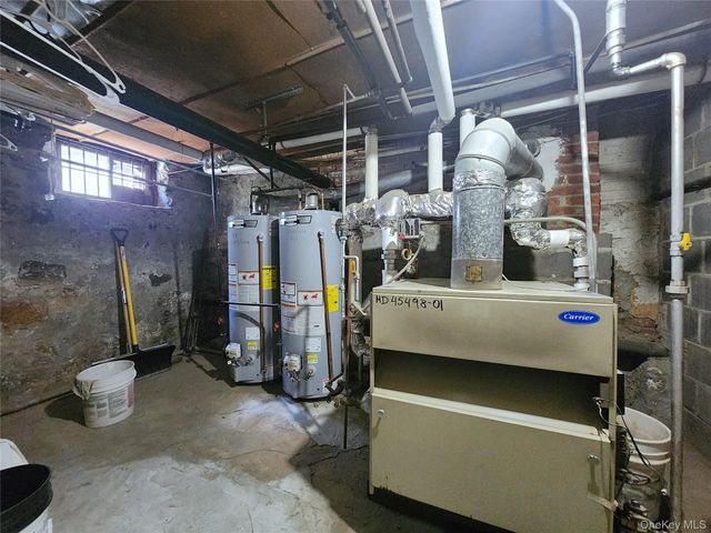 654 Seneca Avenue, Ridgewood, NY 11385