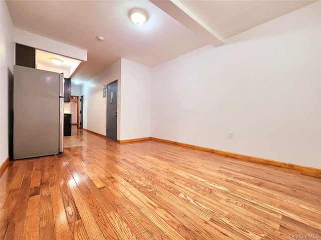 654 Seneca Avenue, Ridgewood, NY 11385