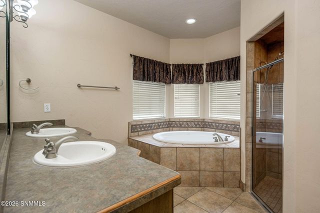 3903 Shady Brook Court, Las Cruces, NM 88005